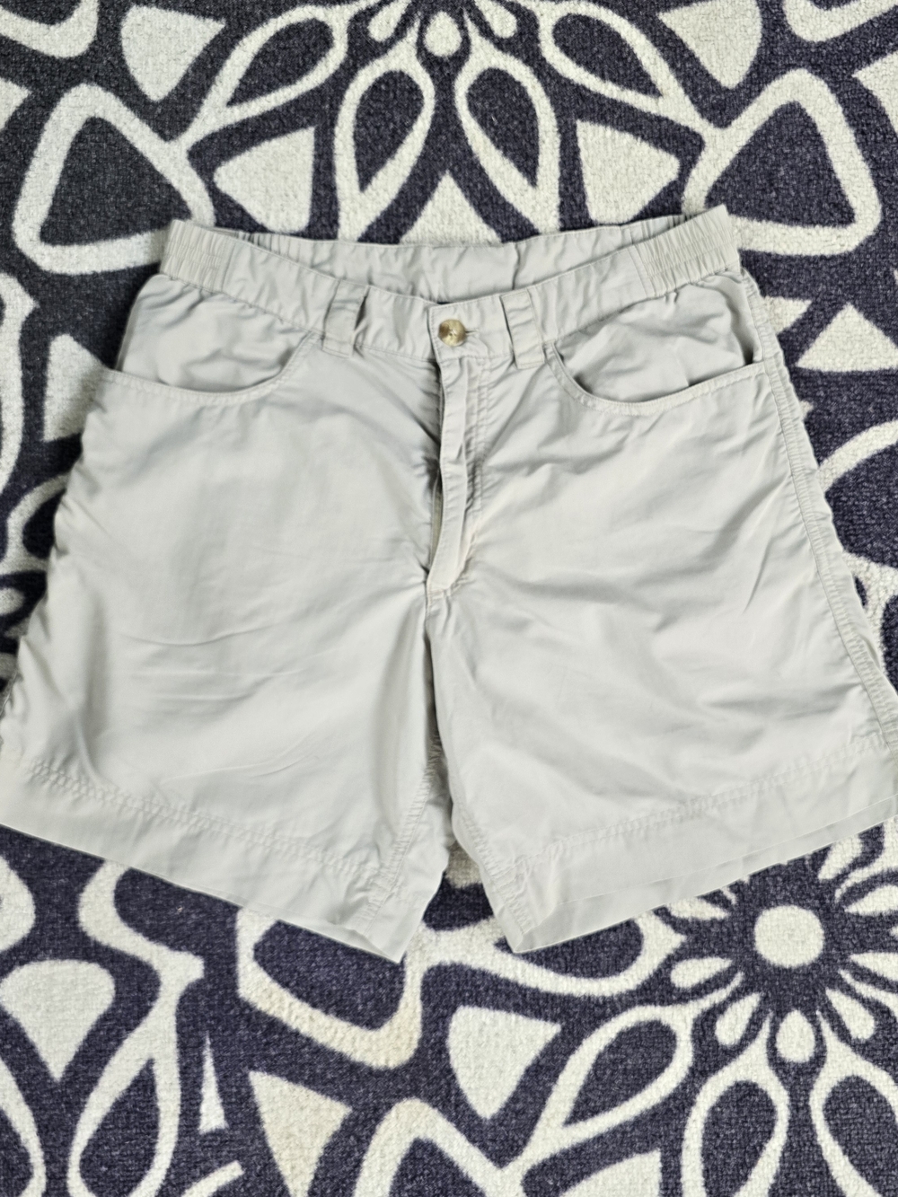 Patagonia Shorts Mens Medium Khaki Home Waters 7" Lightweight Hiking Outdoor